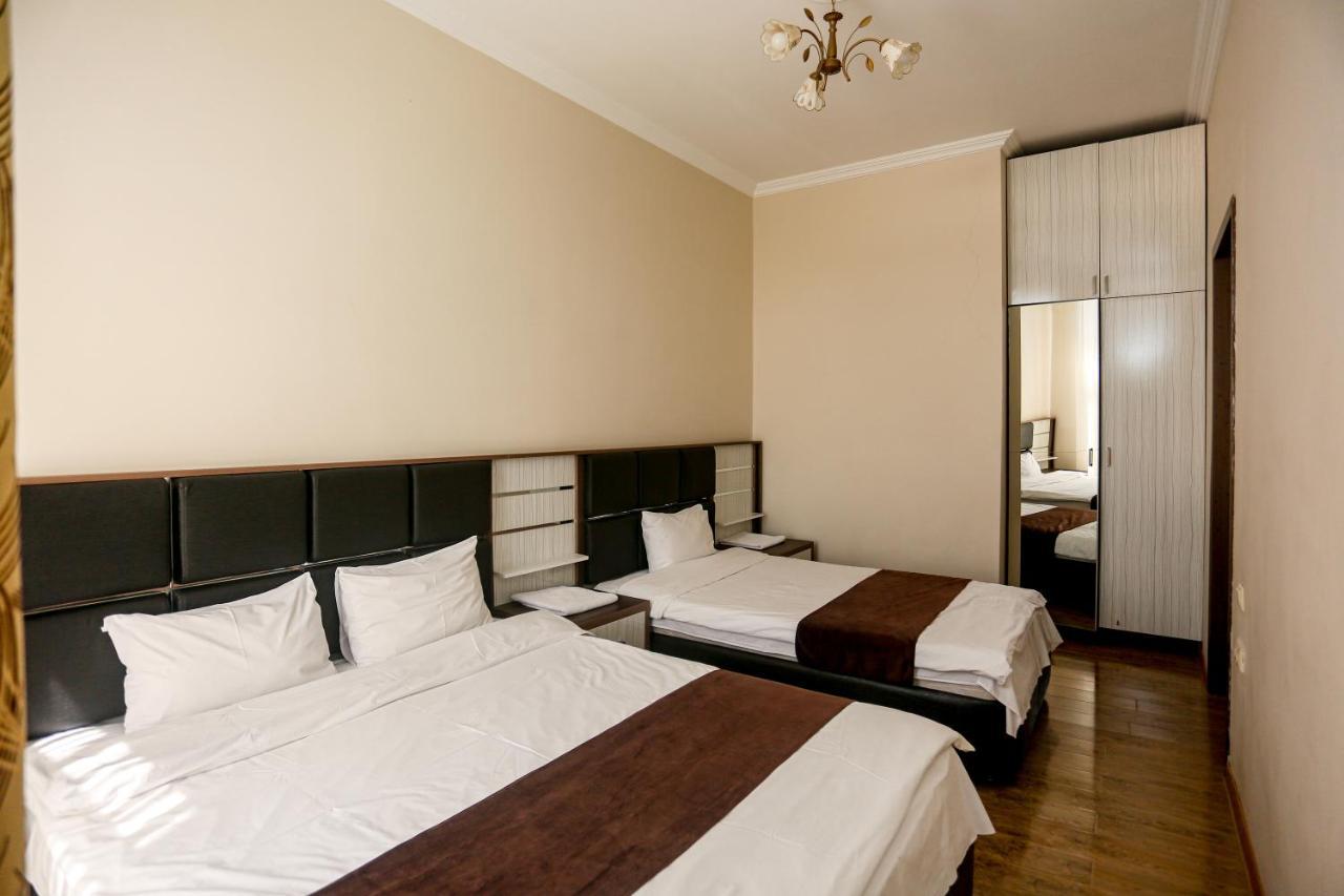 Apartments 37B Batumi Exteriör bild